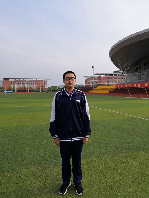 26.李杨_500.jpg