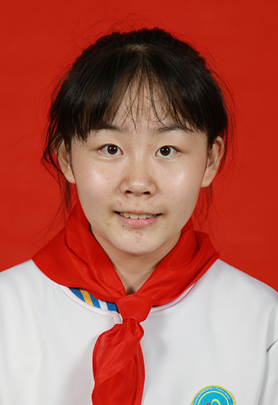 张婧依.jpg