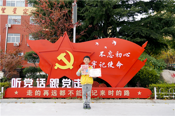 2.生活照1.jpg
